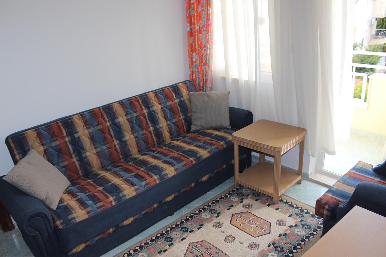 Aparthotel Gunisigi Apart